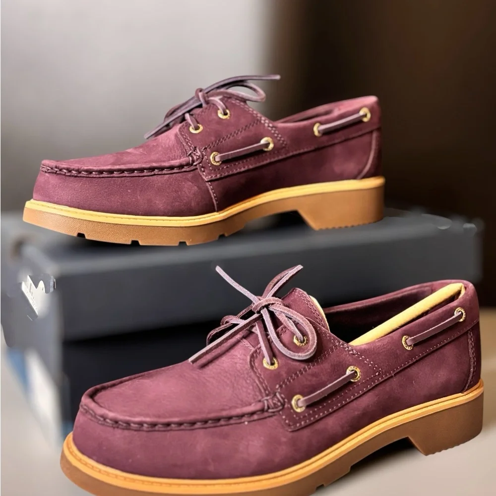 SPERRY TOP-SIDER® Wells Boat Shoe (Women size) 9.5 / Men’s 8 NEW IN BOX